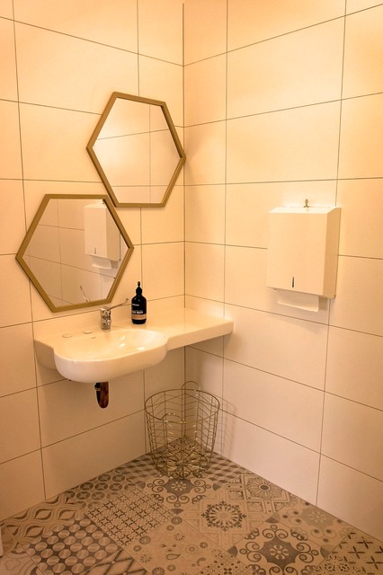 Simple basin industriell-badrum
