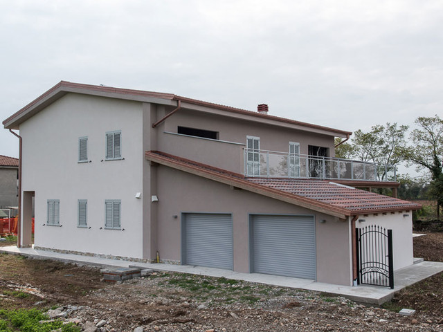 Casa unifamiliare Dalmine country-exterior
