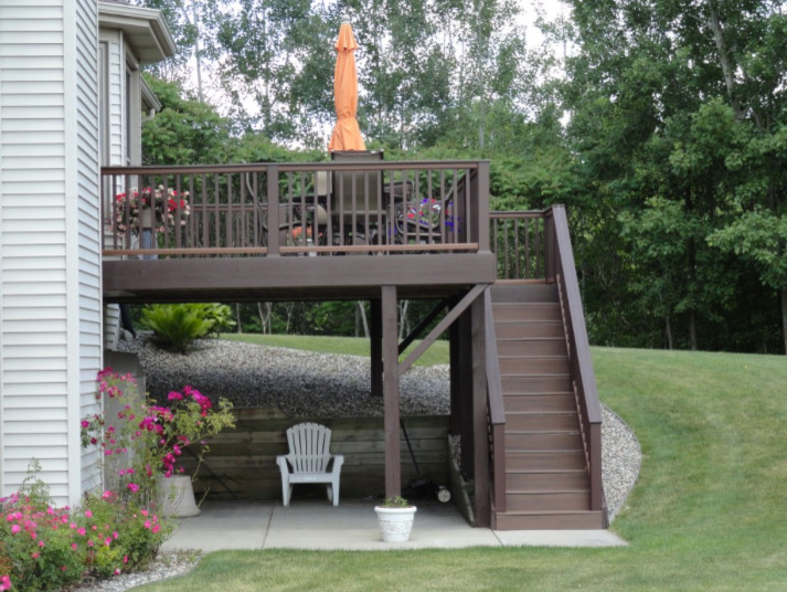 Decks - Traditional - Deck - Grand Rapids - by Montell Construction