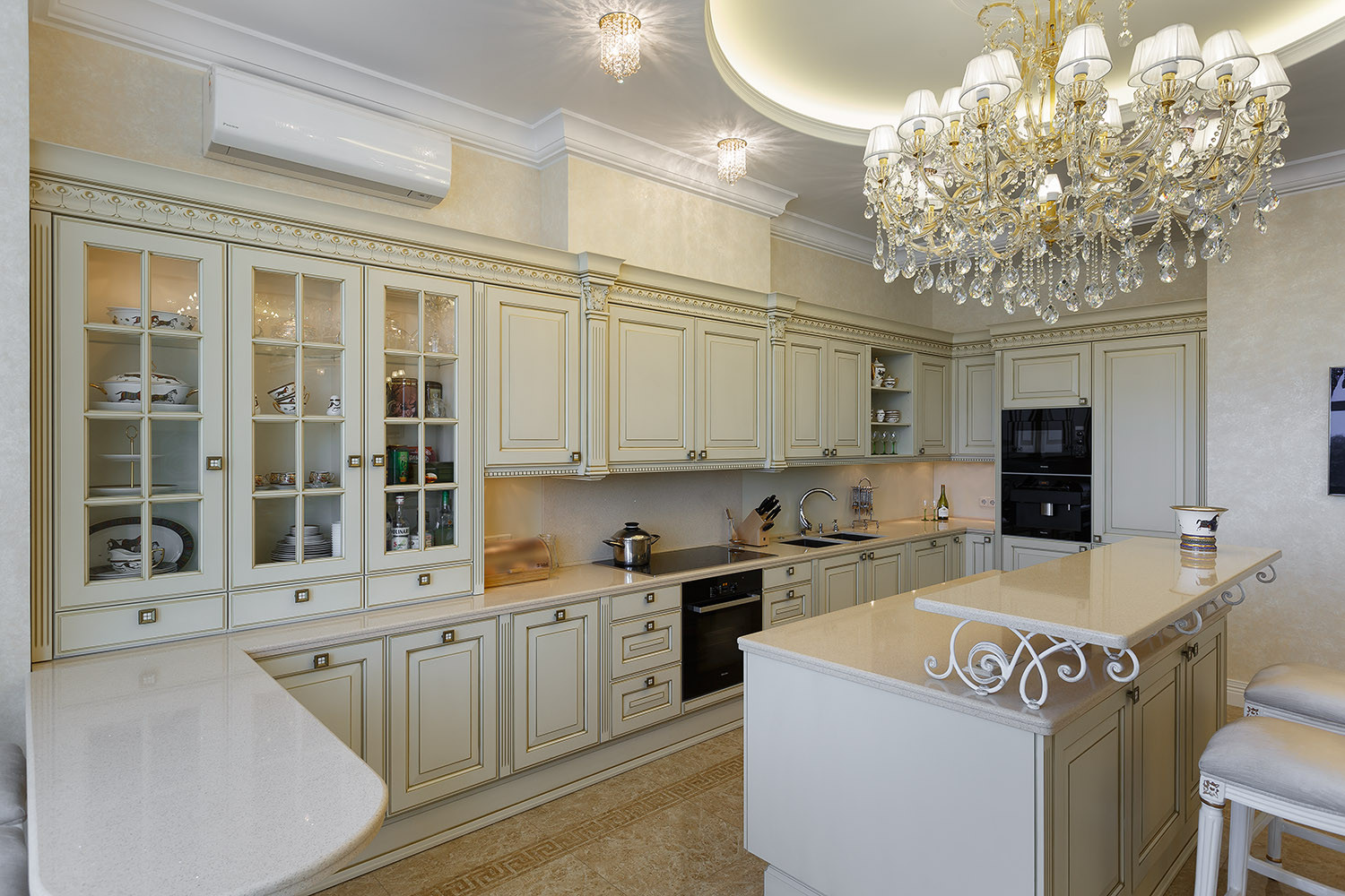 квартира с лифтом