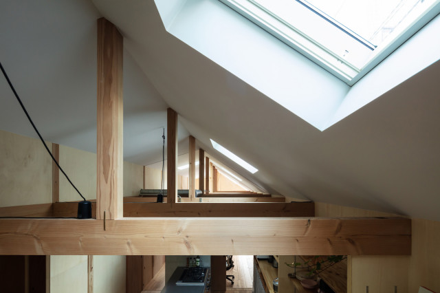 工具箱の家　Toolbox House industriel-salon