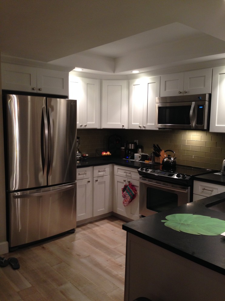 Leon kitchen