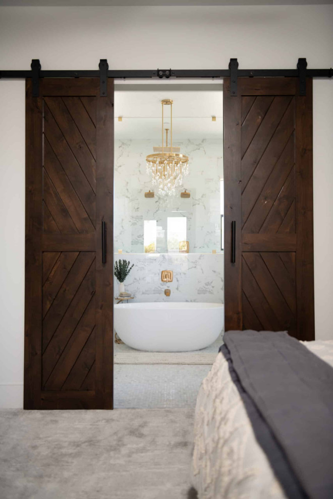 Example of a mountain style bathroom design in Las Vegas