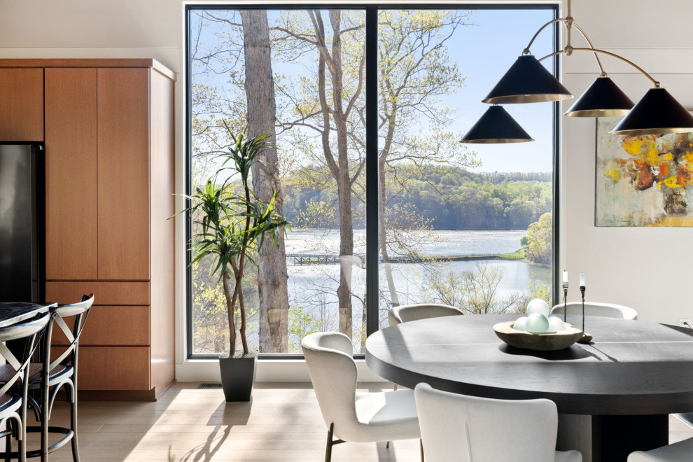 New Build: Lake Pointe Residence