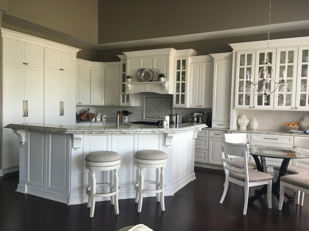 Inspiration for a transitional kitchen remodel in New York