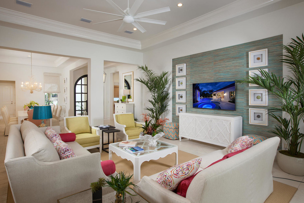 Photo of a family room in Miami.