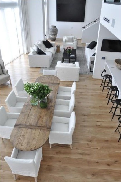 Inspiration for a contemporary dining room in Miami.