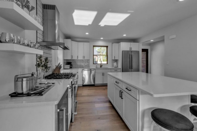 Devonshire transitional-kitchen