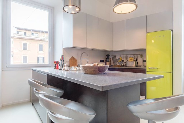 Casa EM industrial-kitchen