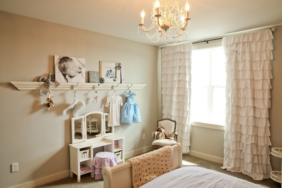 Home design - transitional home design idea
