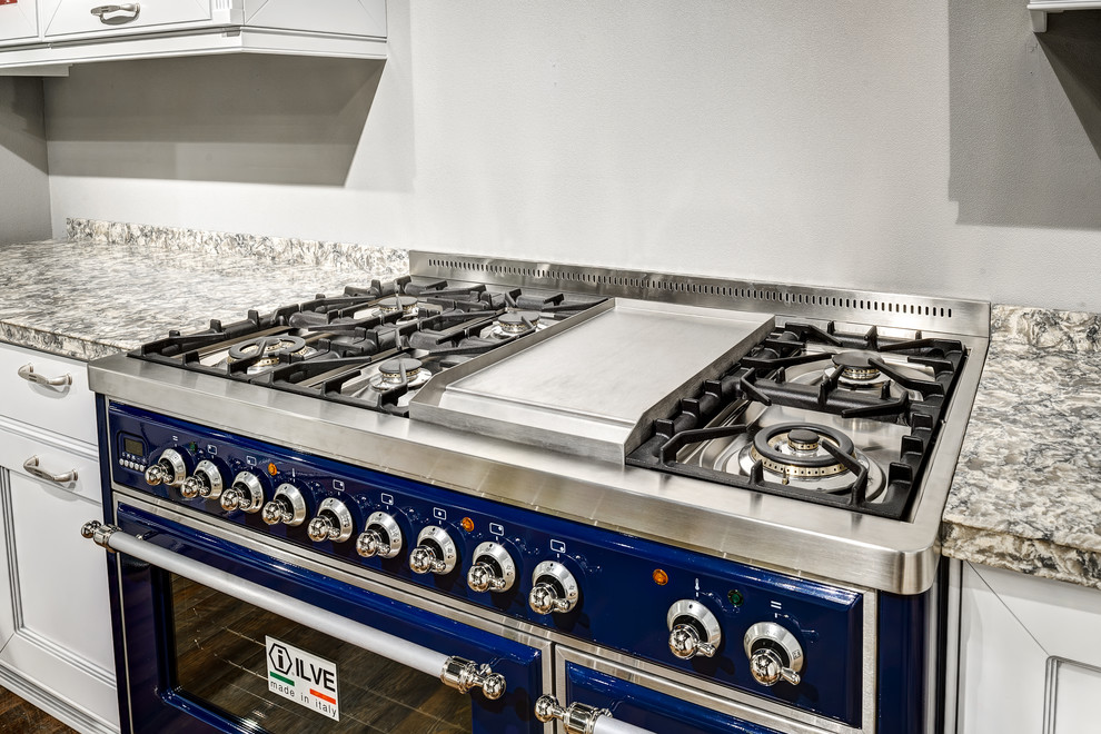 Белая кухня