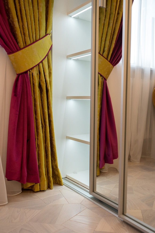 Гардеробная raumplus с комодом-островом