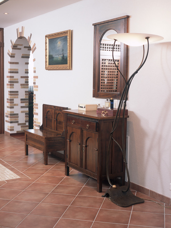 Загородный дом в классическом стиле с элементами этники