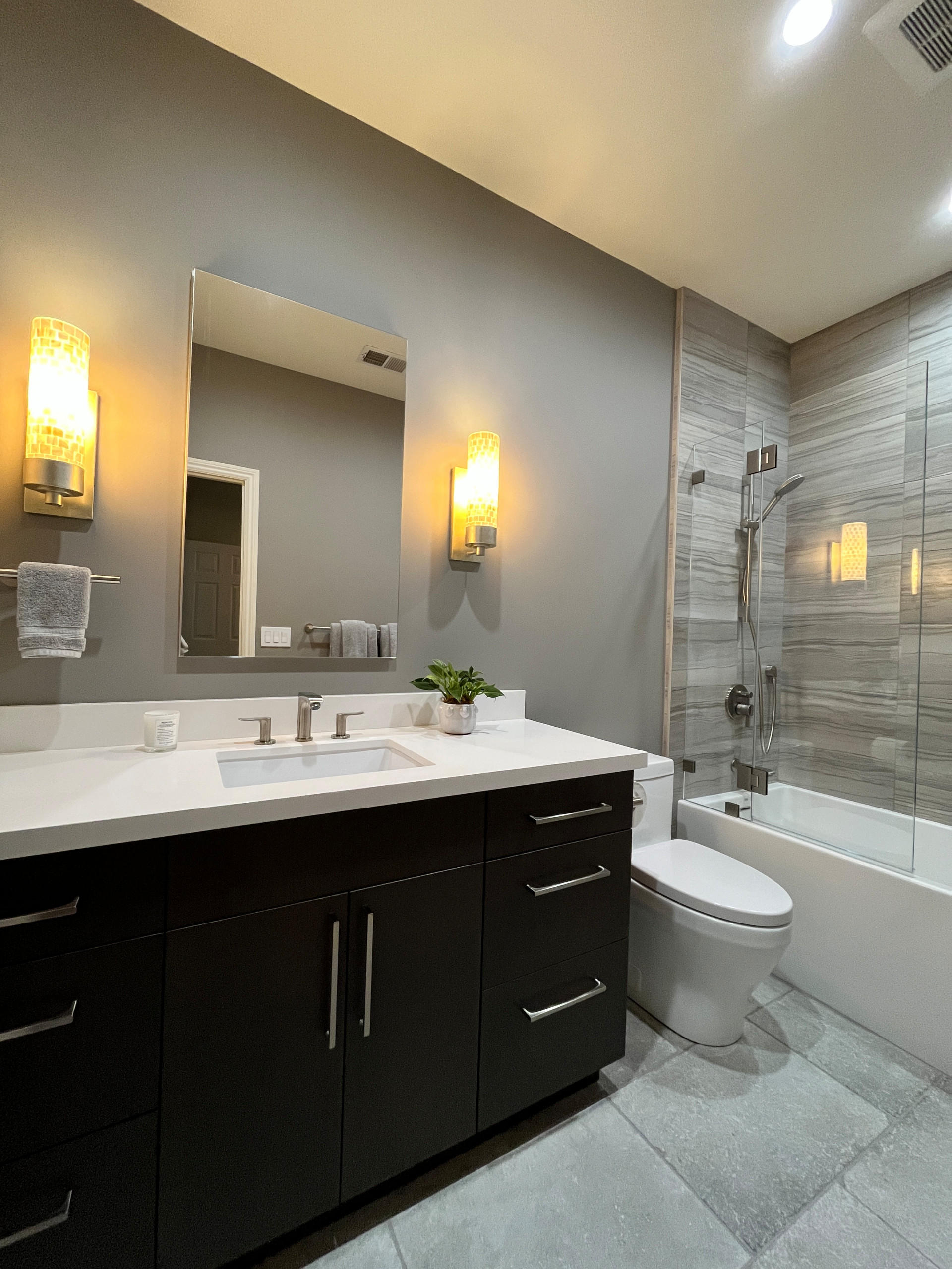 Novato |  Contemporary Bathroom Remodel