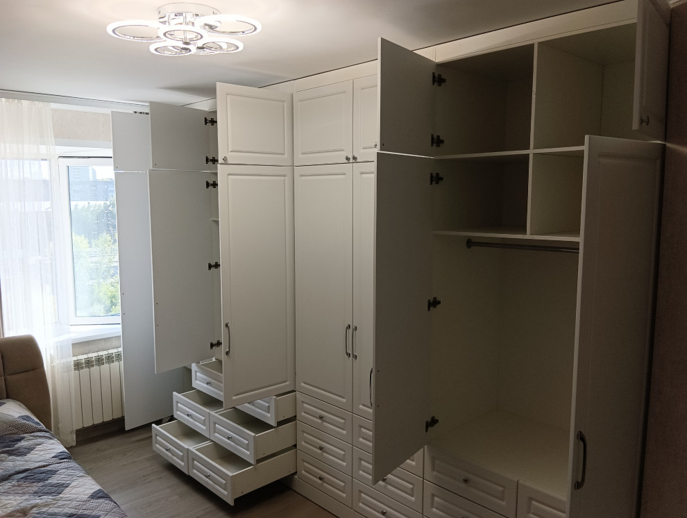 Шкаф платяной, 2023