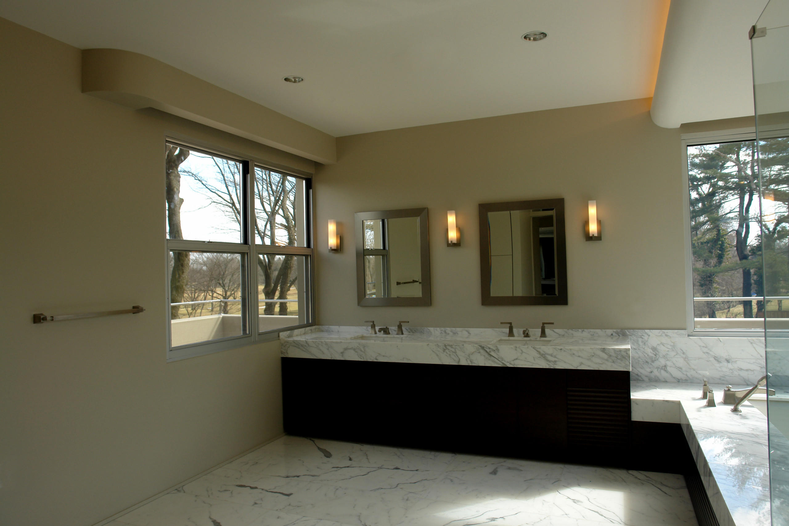 Dressing Rooms & Baths