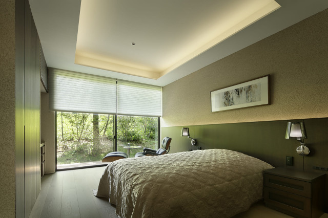 KOU VILLA moderno-dormitorio