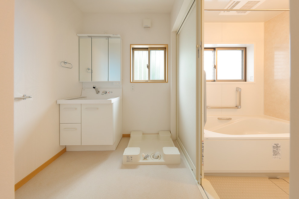 東京都下にあるコンテンポラリースタイルのおしゃれな浴室の写真