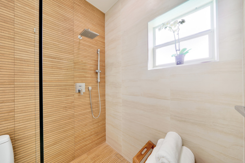 Jupiter-Bathroom