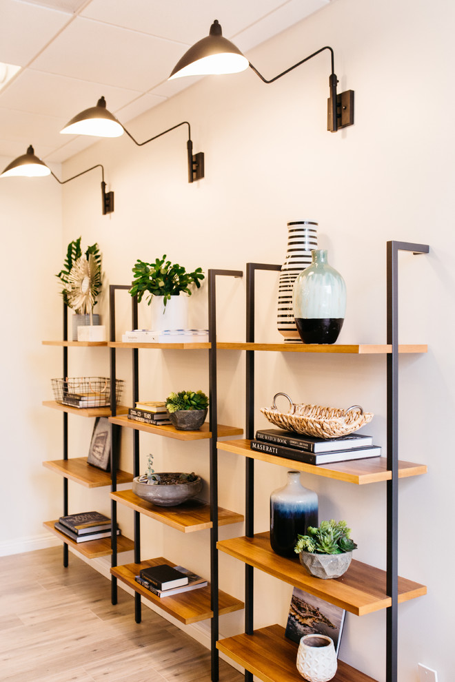 Home design - modern home design idea in San Diego