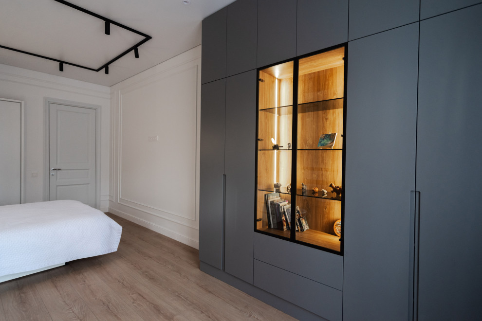 Просторная квартира в серых цветах