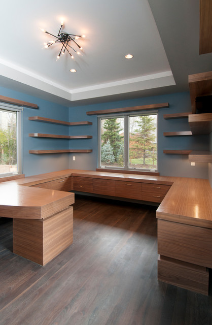 Custom Contemporary Home contemporary-arbetsrum