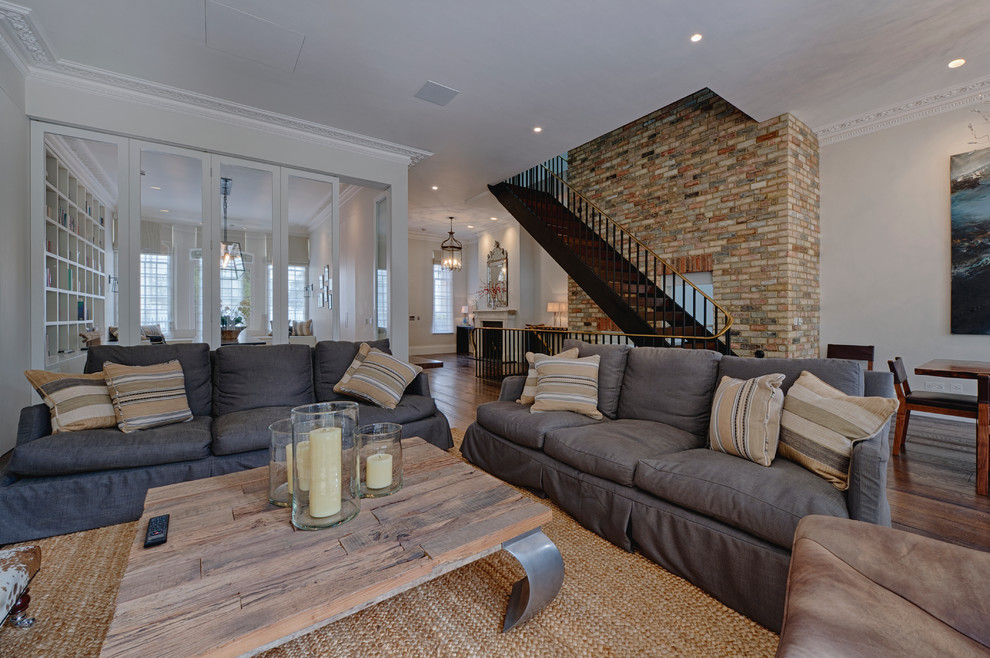Photo of a contemporary living room in Surrey.