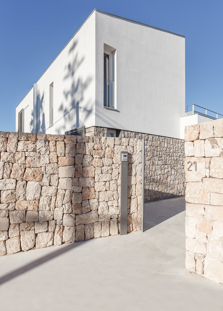 IT House mediterranean-exterior