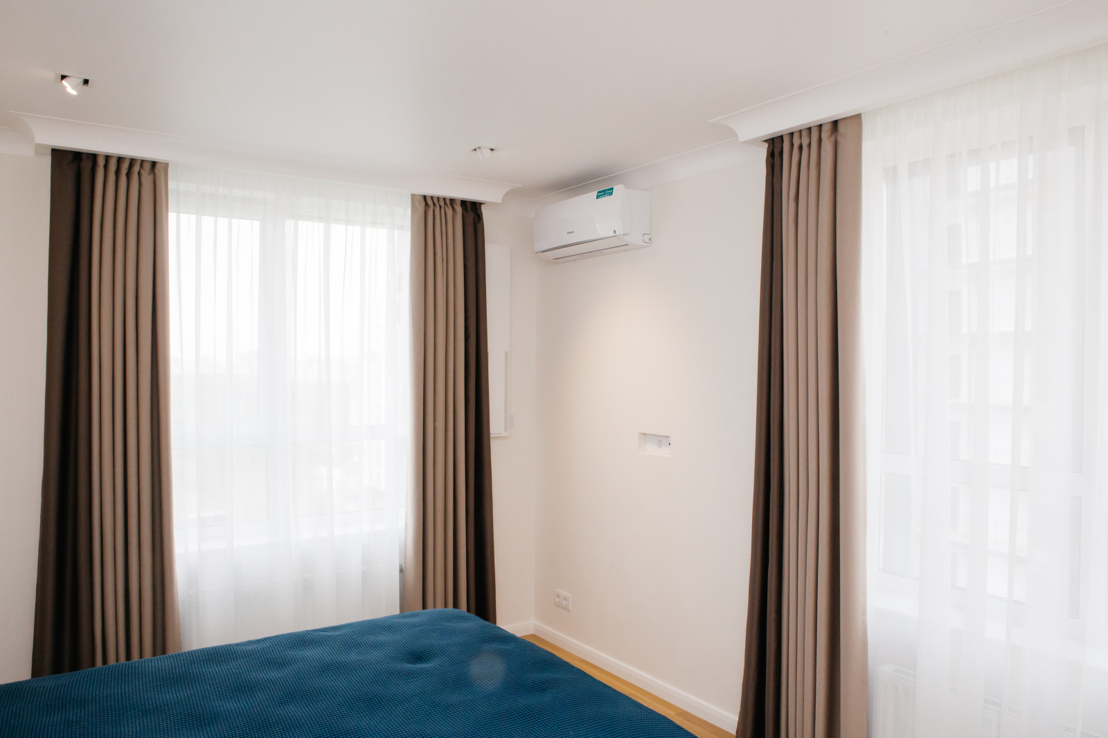 Мужская спальная, шторы блекаут  (ЖК Венский лес г. Уфа)