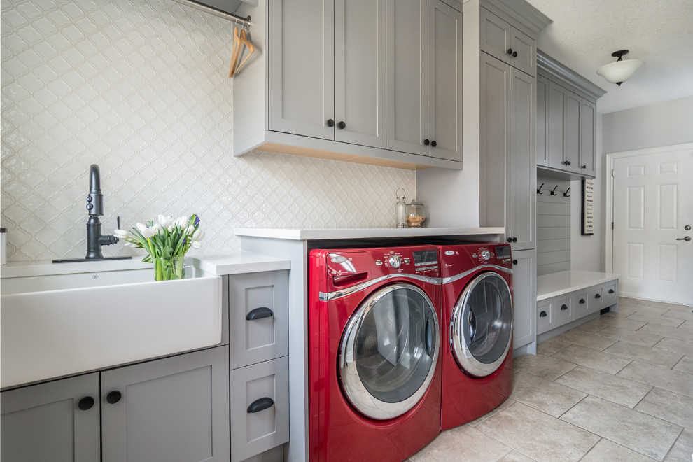 Inspiration for a transitional laundry room in Toronto.