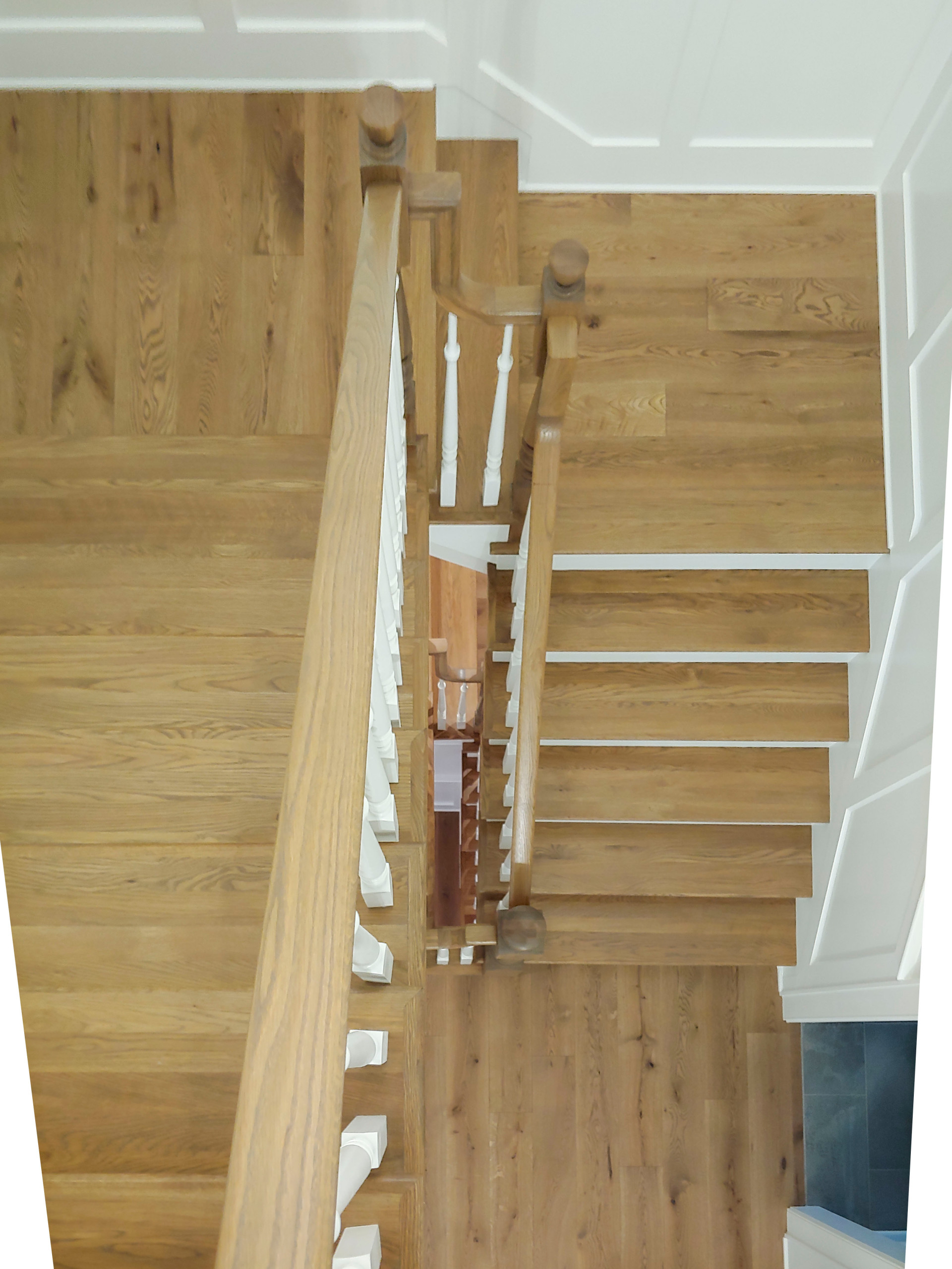 103_Classic Staircase with Stunning Handcrafted Oak Railing System, Aldie VA 201