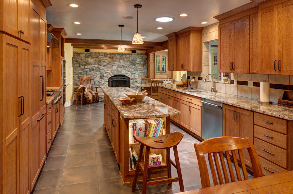 Kitchen - rustic kitchen idea in Denver