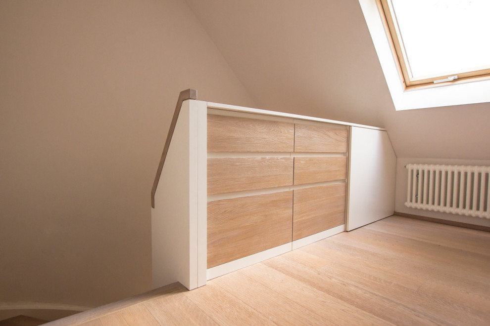 Skandinavische Treppe mit Holz-Setzstufen in Stuttgart