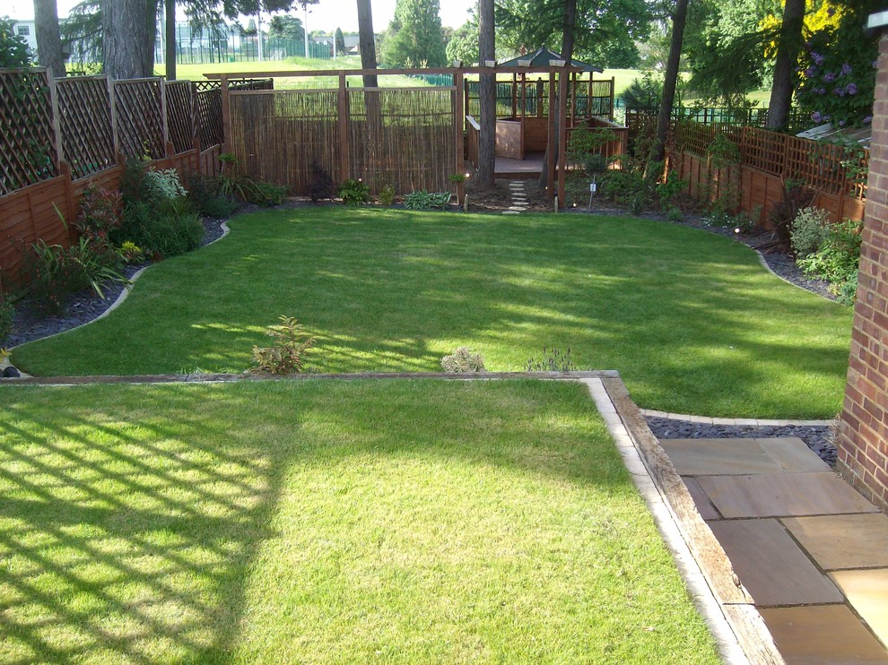 This is an example of a romantic garden in Other.