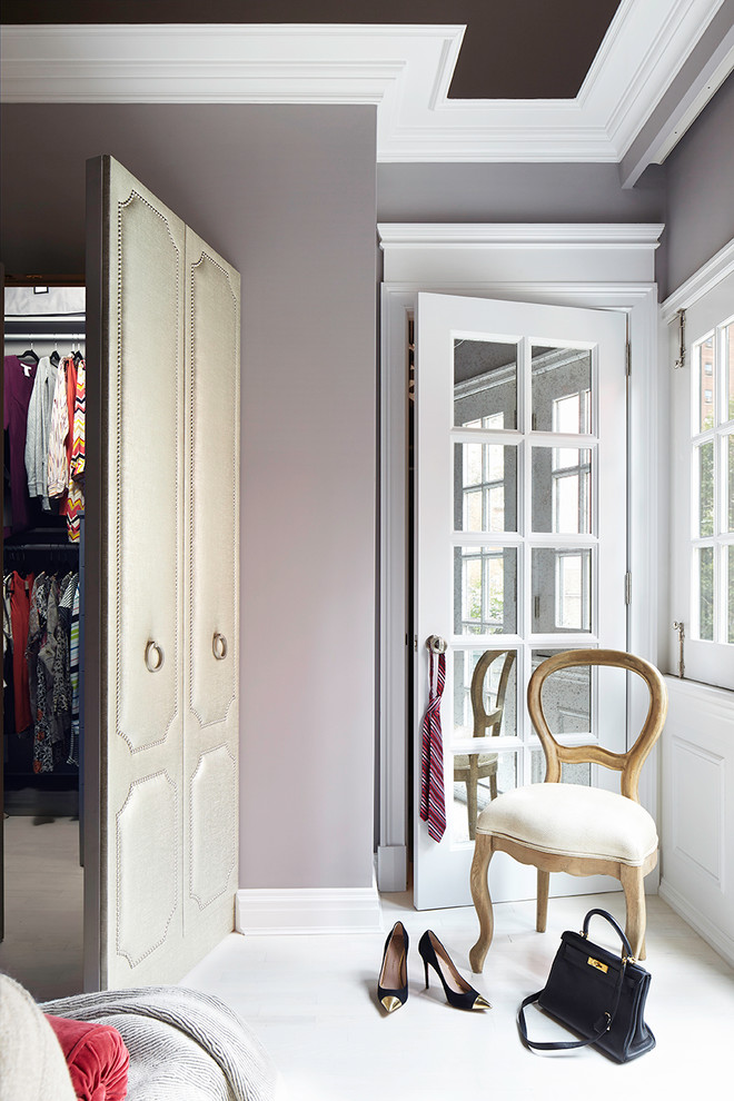 Inspiration for a timeless closet remodel in New York