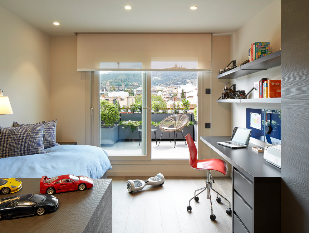 This is an example of a contemporary kids' room in Barcelona.