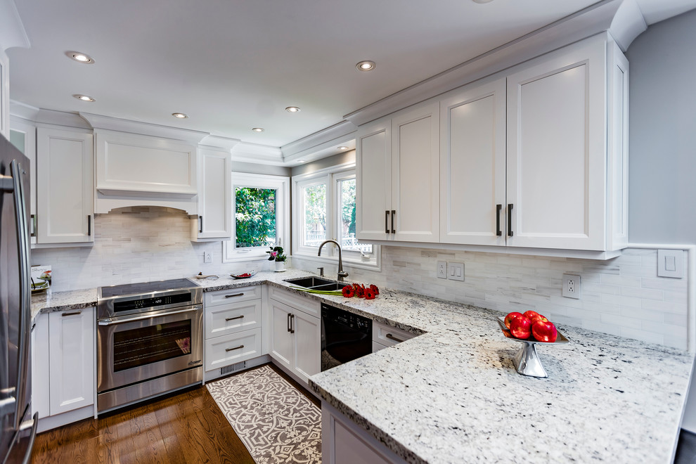 Inspiration for a transitional kitchen remodel in Toronto