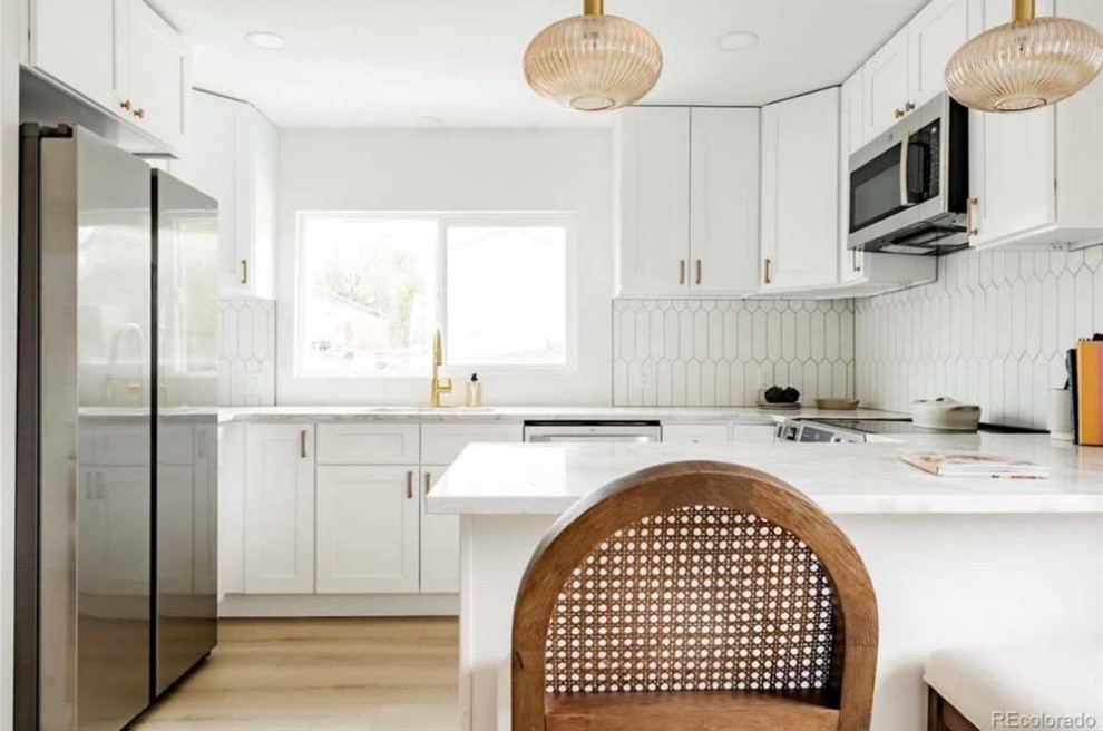 Kitchen - kitchen idea in Denver