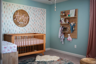 Chambre De Bebe Fille Avec Un Mur Bleu Photos Amenagement Et Idees Deco De Chambres De Bebe Fille Juin 21 Houzz Fr Chambre De Bebe Fille Avec Un Mur Bleu Photos Amenagement Et Idees Deco De Chambres De Bebe Fille Juin 21 Houzz Fr