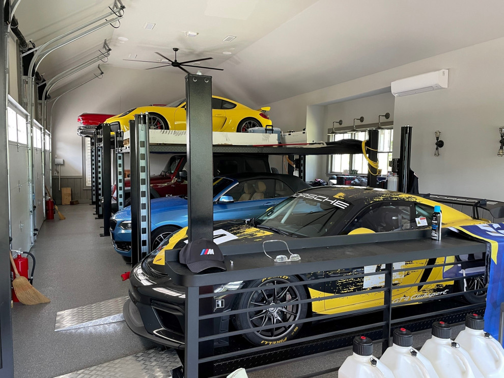 Cette photo montre un garage.