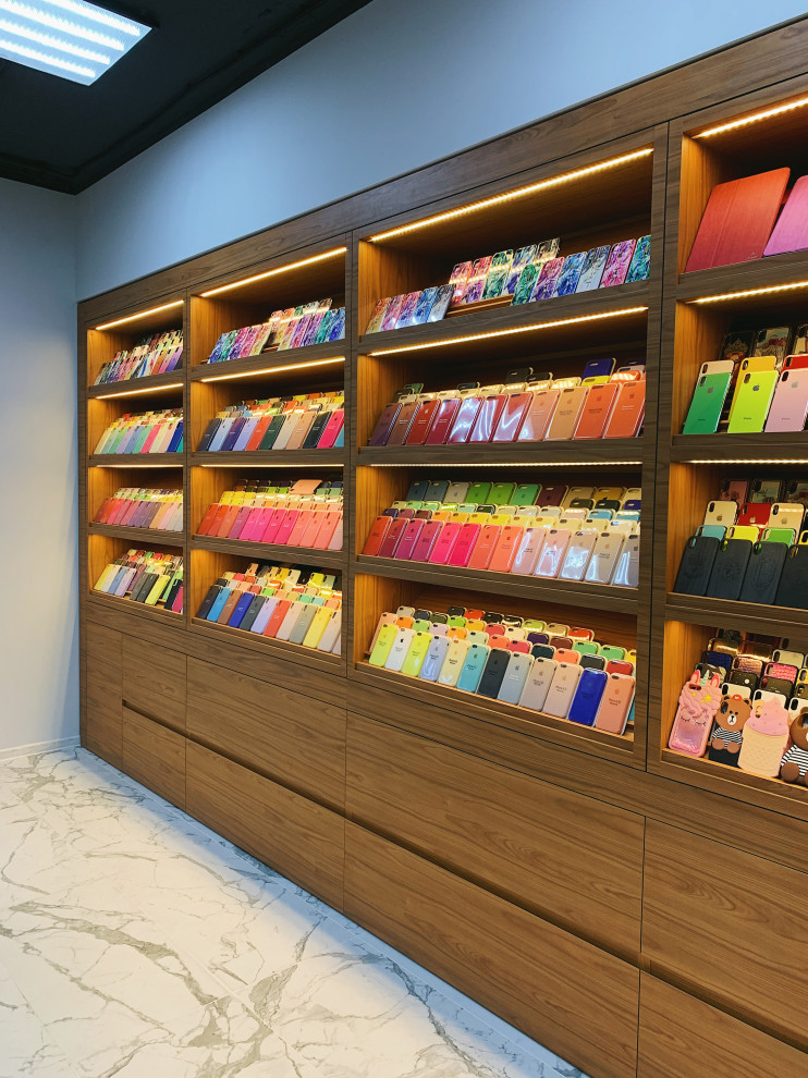 Chain of stores | "Apple Wood"