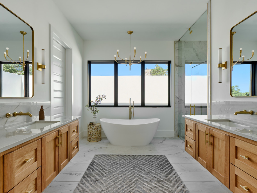 Bathroom - transitional bathroom idea
