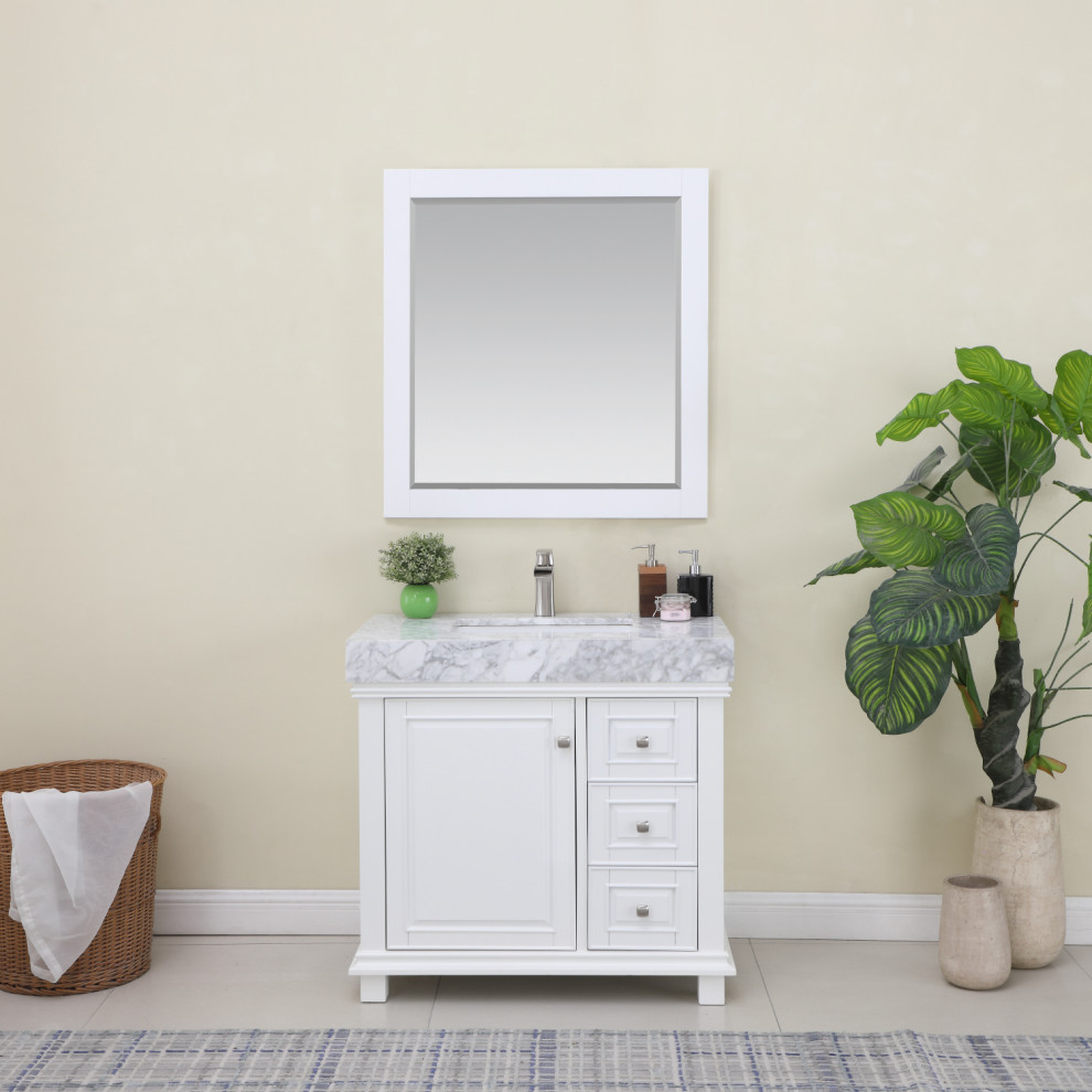 Modelo de cuarto de baño único y de pie retro pequeño con puertas de armario blancas y encimera de mármol
