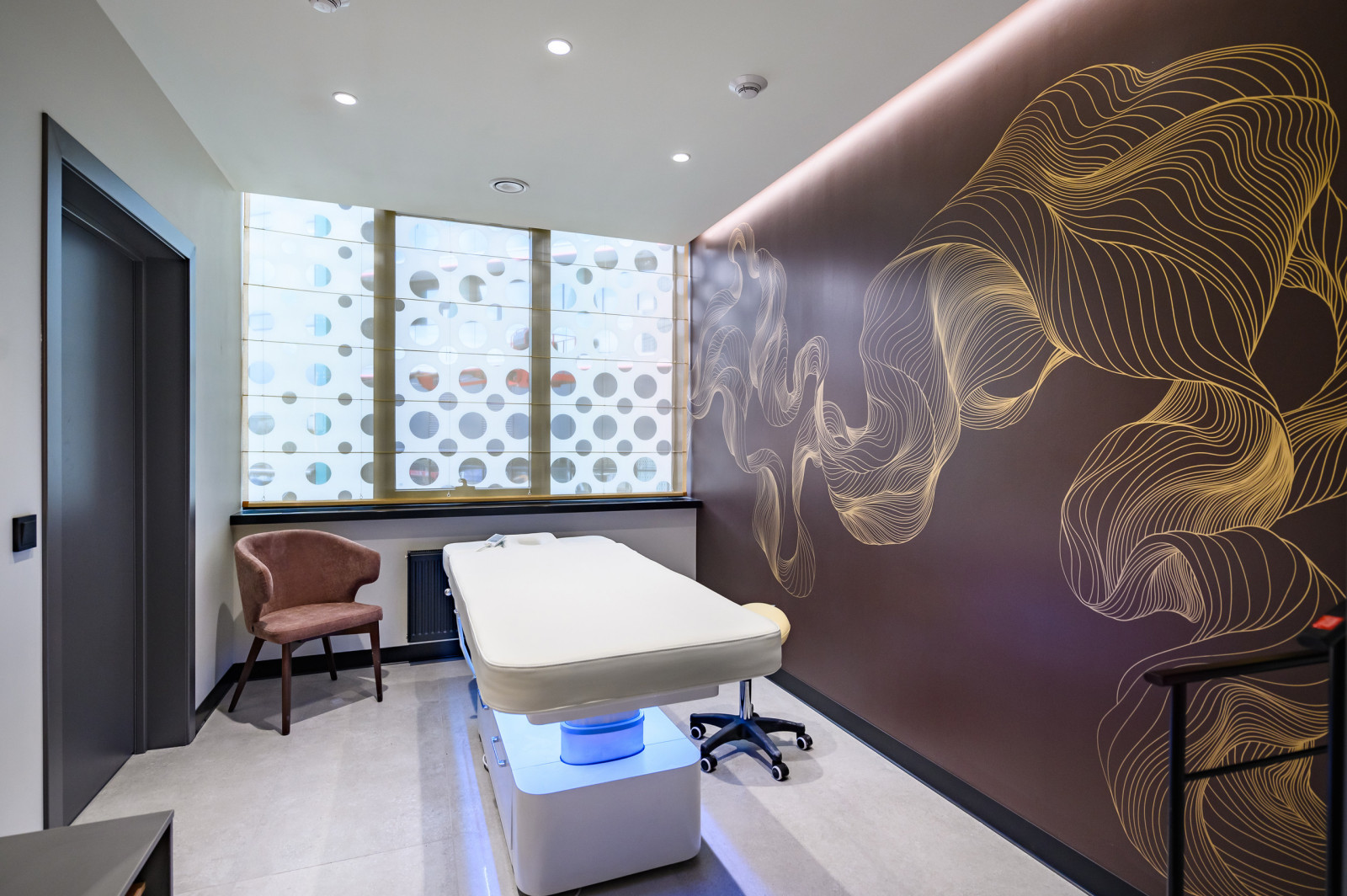 СПОРТИВНЫЙ КОМПЛЕКС С БАССЕЙНОМ И SPA-ЗОНОЙ В СОЧИ