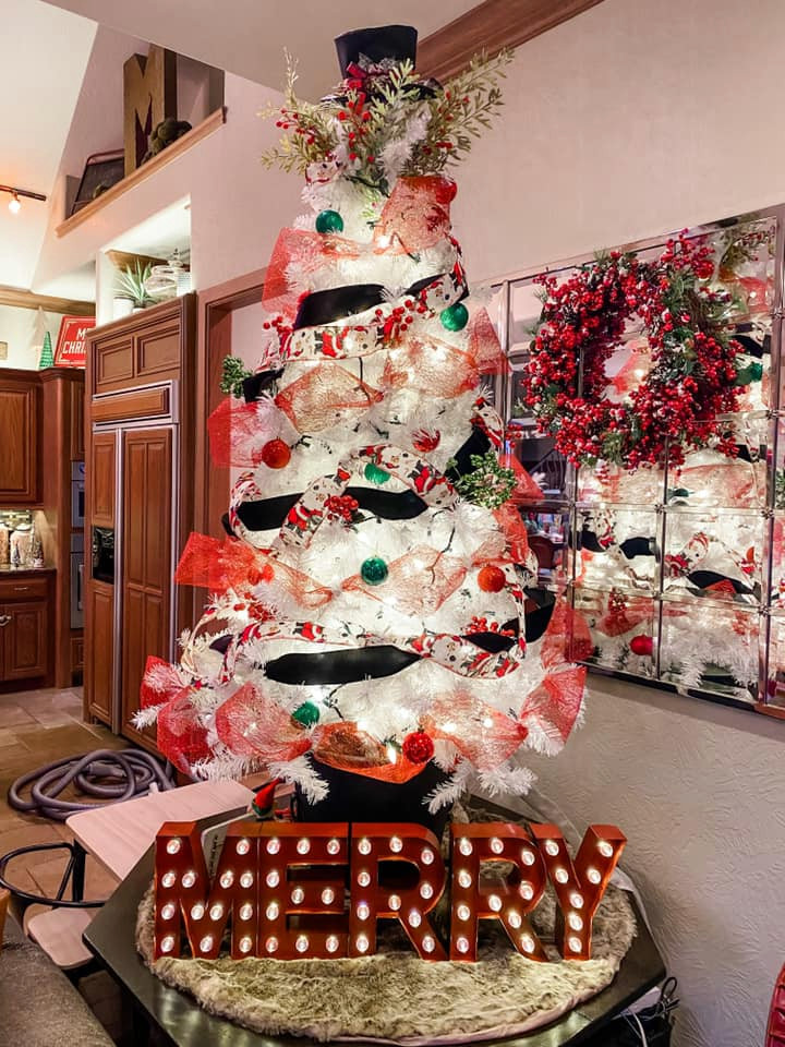 2021 Christmas Decorating