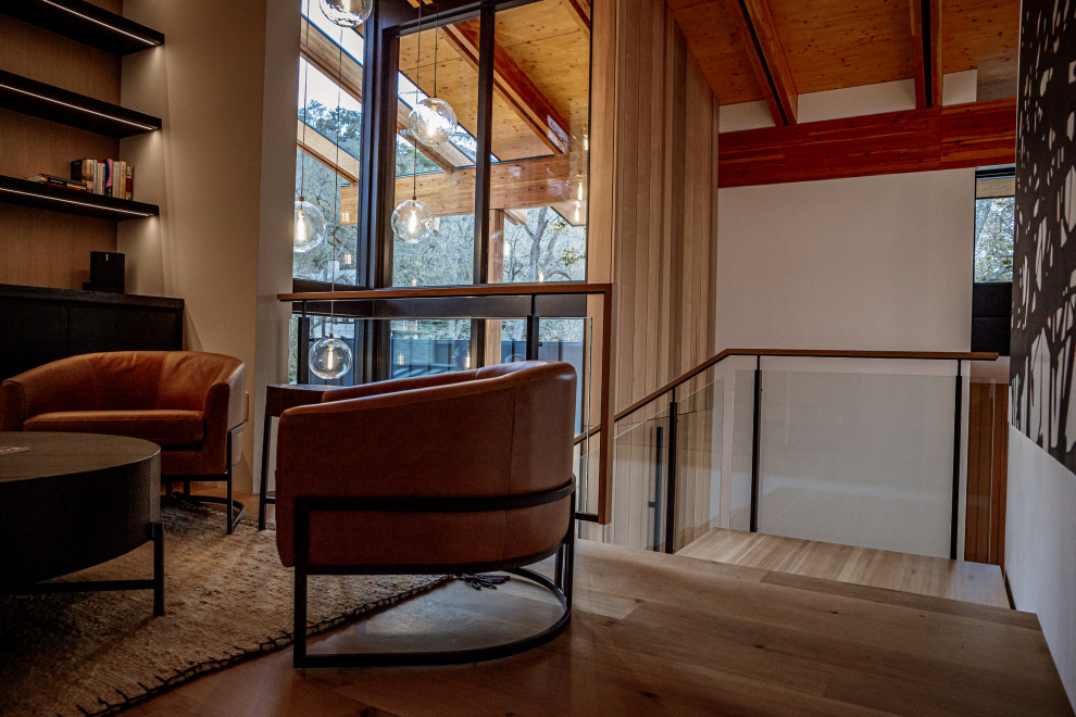 GLASS STAIR RAILING