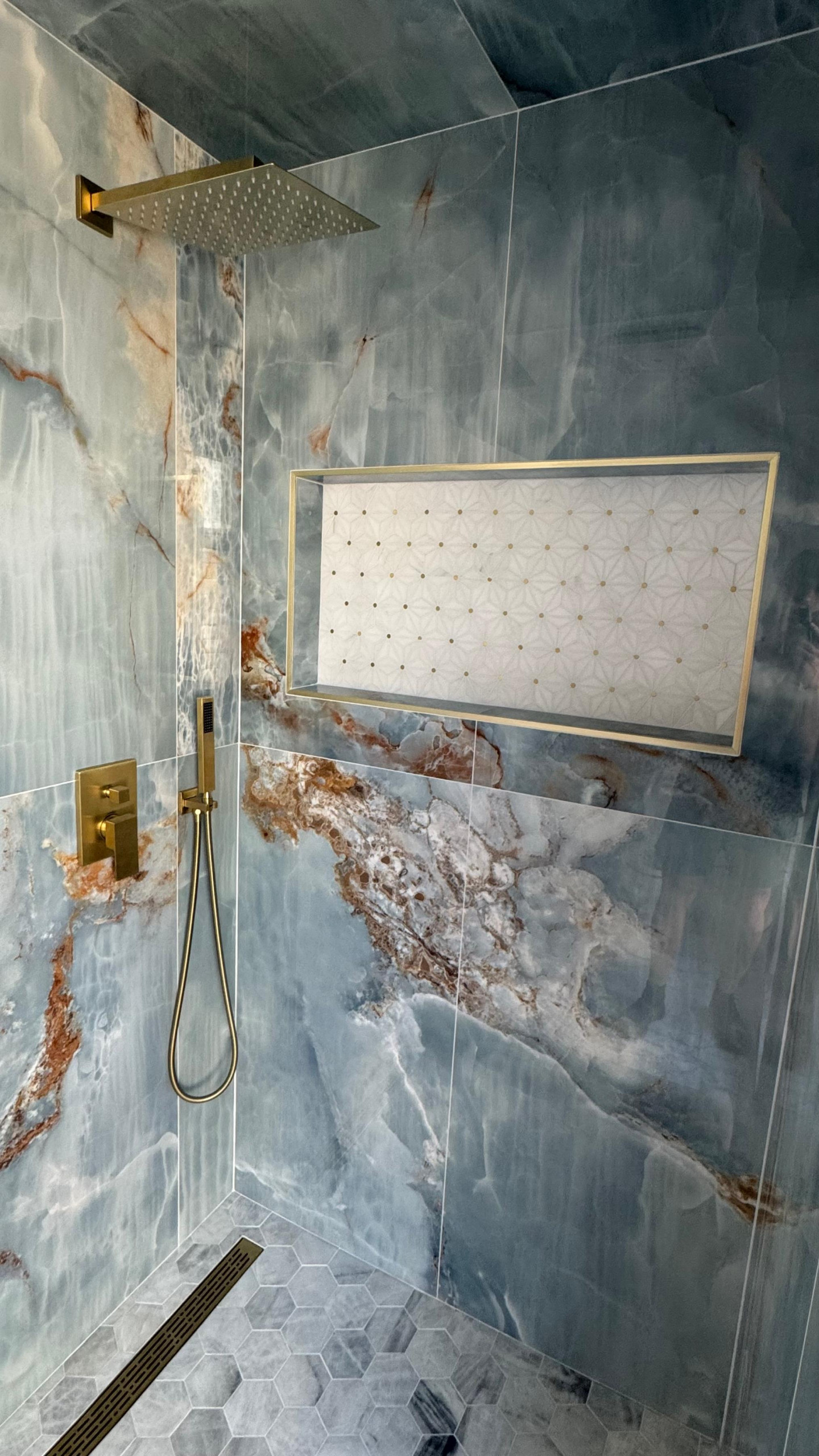 Master Bathroom - Chatsworth