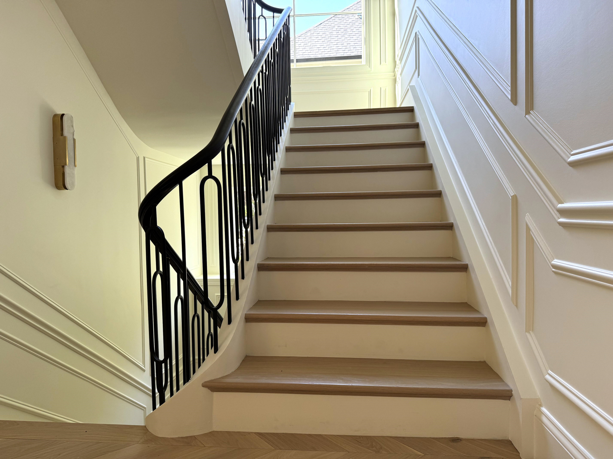 134_Stunning Straight Stair with an Elliptical Twist, McLean, VA 22101
