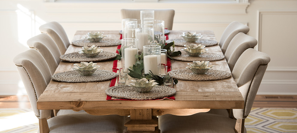 This is an example of a modern dining room in New York.