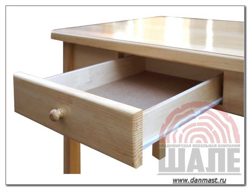 Обеденные столы из массива сосны